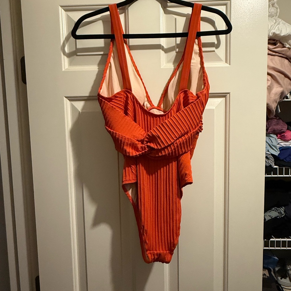 Cupshe Ribbed One-Piece Swimsuit in Terracotta - Picture 5 of 6